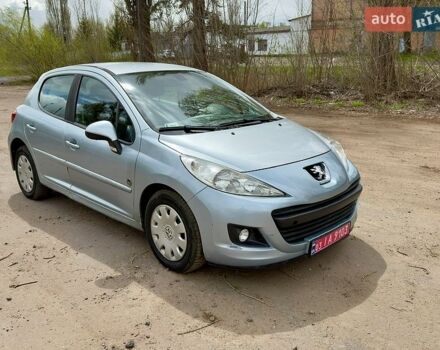 Черный Пежо 207, объемом двигателя 1.4 л и пробегом 248 тыс. км за 3300 $, фото 1 на Automoto.ua