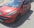Красный Пежо 207, объемом двигателя 1.4 л и пробегом 250 тыс. км за 3000 $, фото 1 на Automoto.ua