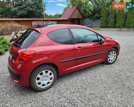 Красный Пежо 207, объемом двигателя 1.36 л и пробегом 88 тыс. км за 3900 $, фото 3 на Automoto.ua