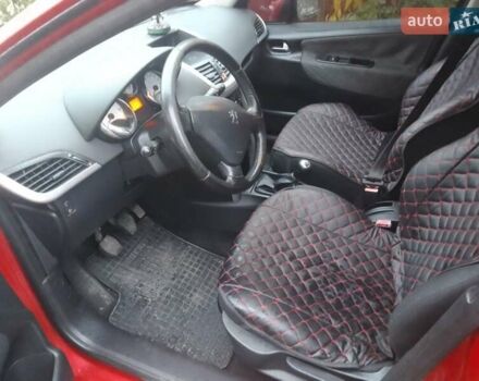 Пежо 207 2007 в Радивилове на Automoto.ua Красный Пежо 207, объемом двигателя 1.6 л и пробегом 200 тыс. км за 3500 $, фото 2 на Automoto.ua