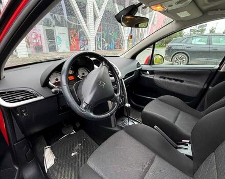 Червоний Пежо 207, об'ємом двигуна 1.6 л та пробігом 154 тис. км за 5100 $, фото 2 на Automoto.ua