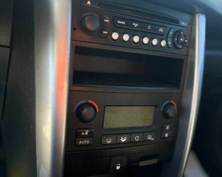 Червоний Пежо 207, об'ємом двигуна 1.6 л та пробігом 159 тис. км за 3999 $, фото 18 на Automoto.ua