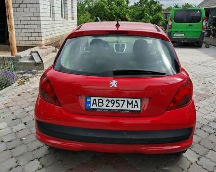 Красный Пежо 207, объемом двигателя 1.4 л и пробегом 278 тыс. км за 4700 $, фото 7 на Automoto.ua