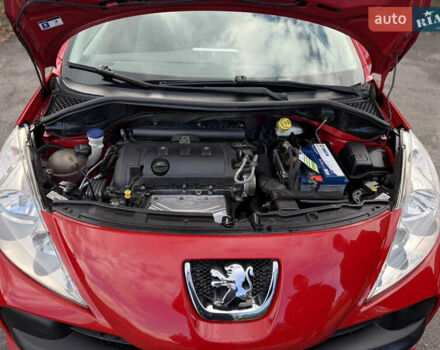 Пежо 207 2008 у Вінниці на Automoto.ua Червоний Пежо 207, об'ємом двигуна 1.4 л та пробігом 152 тис. км за 3800 $, фото 15 на Automoto.ua