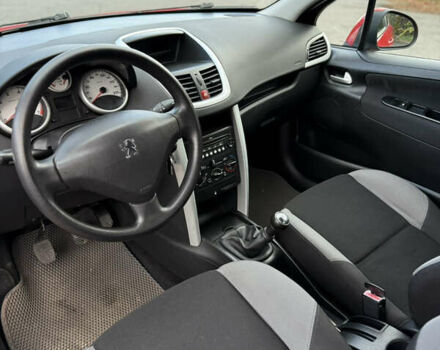 Пежо 207 2008 у Вінниці на Automoto.ua Червоний Пежо 207, об'ємом двигуна 1.4 л та пробігом 152 тис. км за 3800 $, фото 17 на Automoto.ua