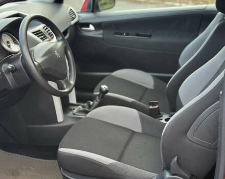 Пежо 207 2008 у Вінниці на Automoto.ua Червоний Пежо 207, об'ємом двигуна 1.4 л та пробігом 152 тис. км за 3800 $, фото 19 на Automoto.ua