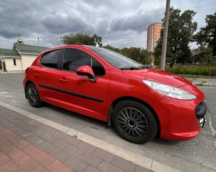 Красный Пежо 207, объемом двигателя 1.4 л и пробегом 139 тыс. км за 5200 $, фото 4 на Automoto.ua