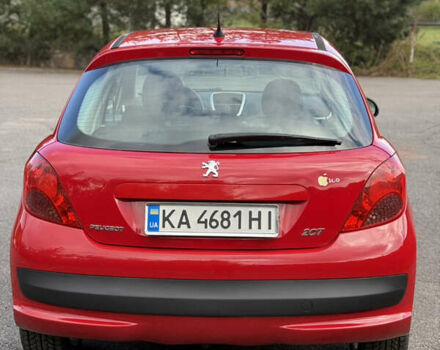 Пежо 207 2008 у Вінниці на Automoto.ua Червоний Пежо 207, об'ємом двигуна 1.4 л та пробігом 152 тис. км за 3800 $, фото 7 на Automoto.ua
