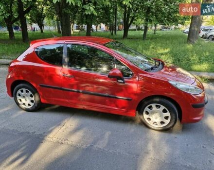Красный Пежо 207, объемом двигателя 1.4 л и пробегом 290 тыс. км за 3400 $, фото 3 на Automoto.ua