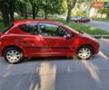 Красный Пежо 207, объемом двигателя 1.4 л и пробегом 290 тыс. км за 3400 $, фото 4 на Automoto.ua