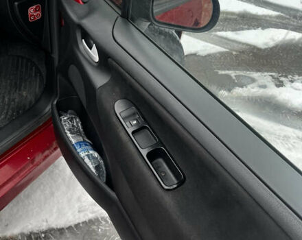 Червоний Пежо 207, об'ємом двигуна 1.4 л та пробігом 260 тис. км за 3800 $, фото 22 на Automoto.ua