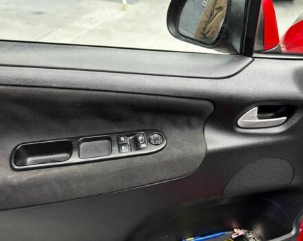 Красный Пежо 207, объемом двигателя 1.4 л и пробегом 169 тыс. км за 4500 $, фото 16 на Automoto.ua