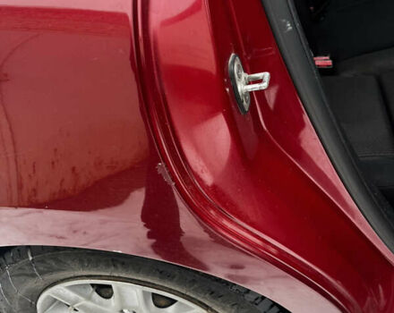 Червоний Пежо 207, об'ємом двигуна 1.4 л та пробігом 260 тис. км за 3800 $, фото 4 на Automoto.ua