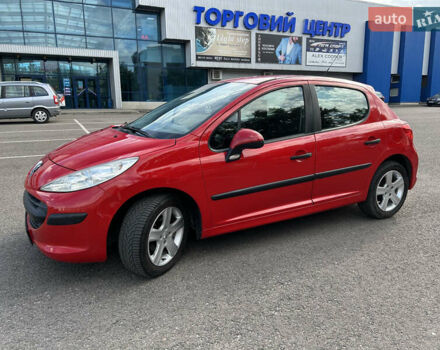 Червоний Пежо 207, об'ємом двигуна 1.36 л та пробігом 196 тис. км за 4300 $, фото 2 на Automoto.ua