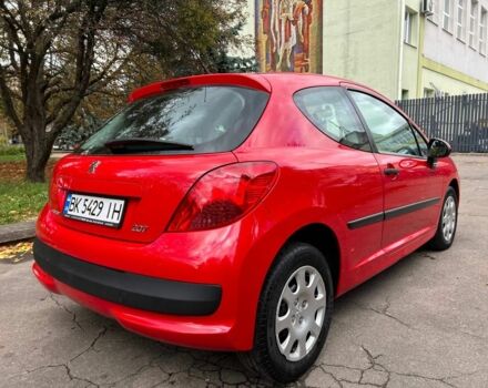 Красный Пежо 207, объемом двигателя 1.4 л и пробегом 290 тыс. км за 3050 $, фото 6 на Automoto.ua