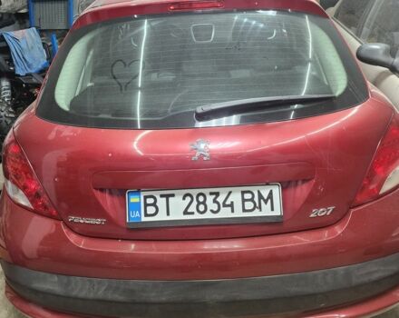 Красный Пежо 207, объемом двигателя 1.4 л и пробегом 187 тыс. км за 4600 $, фото 7 на Automoto.ua