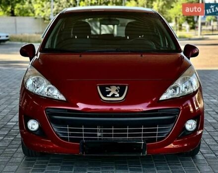 Пежо 207 2010 в Николаеве на Automoto.ua Красный Пежо 207, объемом двигателя 1.36 л и пробегом 103 тыс. км за 5800 $, фото 3 на Automoto.ua