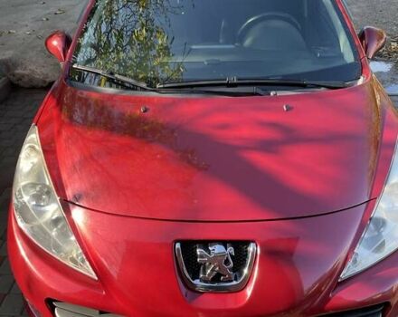 Пежо 207 2010 в Николаеве на Automoto.ua Красный Пежо 207, объемом двигателя 1.36 л и пробегом 103 тыс. км за 5800 $, фото 8 на Automoto.ua