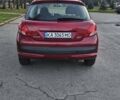 Красный Пежо 207, объемом двигателя 1.36 л и пробегом 183 тыс. км за 4200 $, фото 8 на Automoto.ua