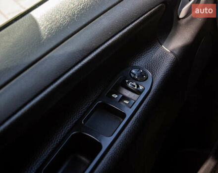 Червоний Пежо 207, об'ємом двигуна 1.36 л та пробігом 167 тис. км за 5300 $, фото 18 на Automoto.ua