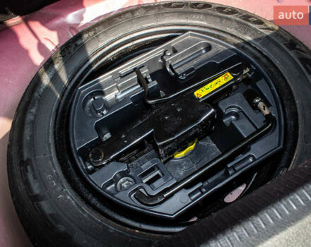 Червоний Пежо 207, об'ємом двигуна 1.36 л та пробігом 167 тис. км за 5300 $, фото 9 на Automoto.ua