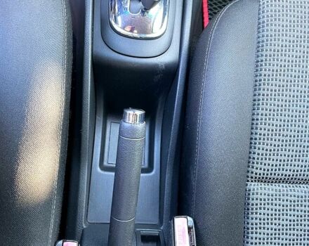 Красный Пежо 207, объемом двигателя 1.4 л и пробегом 103 тыс. км за 5600 $, фото 9 на Automoto.ua