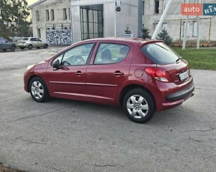 Красный Пежо 207, объемом двигателя 1.36 л и пробегом 180 тыс. км за 4300 $, фото 3 на Automoto.ua