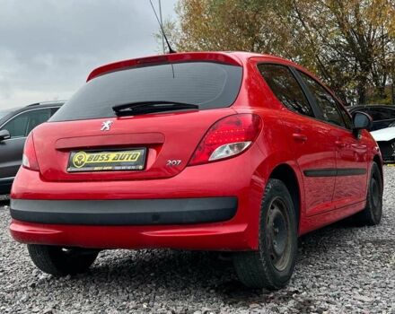 Красный Пежо 207, объемом двигателя 1.4 л и пробегом 209 тыс. км за 5800 $, фото 5 на Automoto.ua