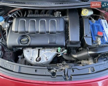 Пежо 207 2010 в Николаеве на Automoto.ua Красный Пежо 207, объемом двигателя 1.36 л и пробегом 103 тыс. км за 5800 $, фото 9 на Automoto.ua