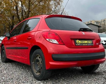 Красный Пежо 207, объемом двигателя 1.4 л и пробегом 209 тыс. км за 5800 $, фото 3 на Automoto.ua