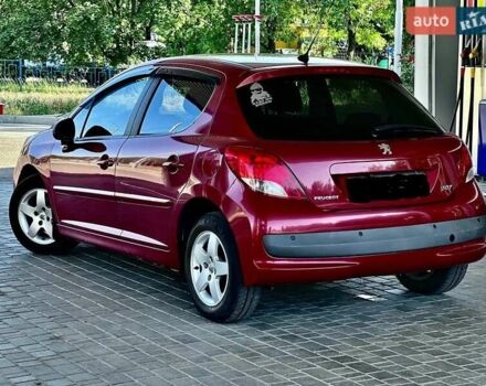 Пежо 207 2010 в Николаеве на Automoto.ua Красный Пежо 207, объемом двигателя 1.36 л и пробегом 103 тыс. км за 5800 $, фото 2 на Automoto.ua