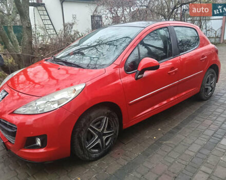 Красный Пежо 207, объемом двигателя 1.6 л и пробегом 86 тыс. км за 7500 $, фото 2 на Automoto.ua
