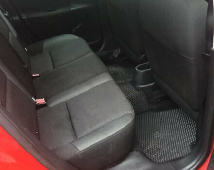 Красный Пежо 207, объемом двигателя 1.6 л и пробегом 86 тыс. км за 7500 $, фото 5 на Automoto.ua