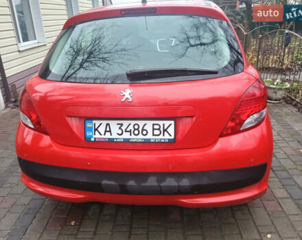 Красный Пежо 207, объемом двигателя 1.6 л и пробегом 86 тыс. км за 7500 $, фото 1 на Automoto.ua