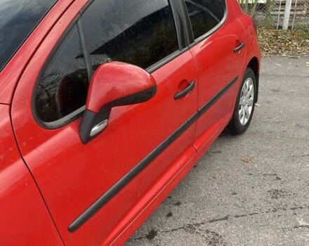 Пежо 207 2011 в Ивано-Франковске на Automoto.ua Красный Пежо 207, объемом двигателя 1.4 л и пробегом 270 тыс. км за 4600 $, фото 5 на Automoto.ua
