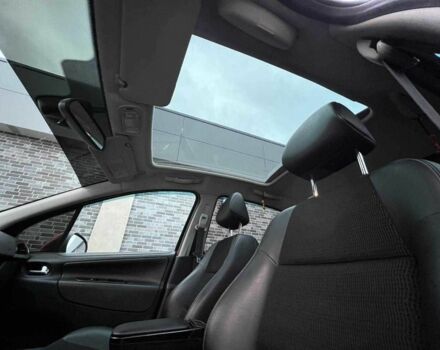 Пежо 207 2012 у Києві на Automoto.ua Червоний Пежо 207, об'ємом двигуна 1.6 л та пробігом 87 тис. км за 6450 $, фото 8 на Automoto.ua