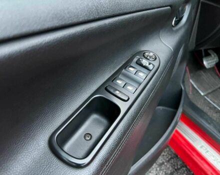 Пежо 207 2012 у Києві на Automoto.ua Червоний Пежо 207, об'ємом двигуна 1.6 л та пробігом 87 тис. км за 6450 $, фото 6 на Automoto.ua