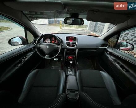 Червоний Пежо 207, об'ємом двигуна 1.6 л та пробігом 87 тис. км за 6500 $, фото 7 на Automoto.ua