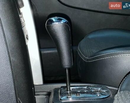 Червоний Пежо 207, об'ємом двигуна 1.6 л та пробігом 87 тис. км за 6500 $, фото 24 на Automoto.ua