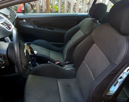 Червоний Пежо 207, об'ємом двигуна 1.6 л та пробігом 125 тис. км за 3000 $, фото 1 на Automoto.ua