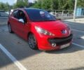 Красный Пежо 207, объемом двигателя 1.6 л и пробегом 220 тыс. км за 5200 $, фото 1 на Automoto.ua