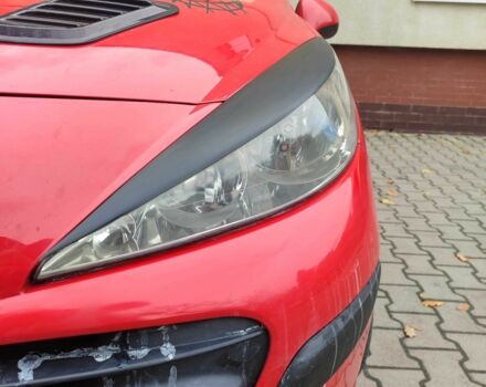 Червоний Пежо 207, об'ємом двигуна 1.4 л та пробігом 248 тис. км за 3600 $, фото 4 на Automoto.ua