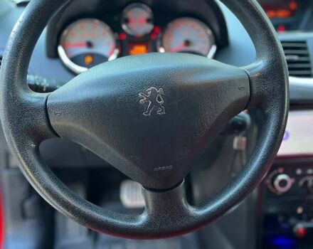 Пежо 207 2008 в Новояворовск на Automoto.ua Красный Пежо 207, объемом двигателя 1.6 л и пробегом 204 тыс. км за 5599 $, фото 22 на Automoto.ua