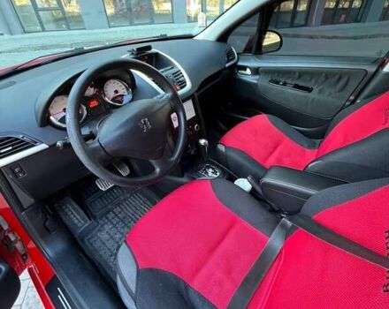 Пежо 207 2008 в Новояворовск на Automoto.ua Красный Пежо 207, объемом двигателя 1.6 л и пробегом 204 тыс. км за 5599 $, фото 25 на Automoto.ua