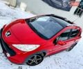 Красный Пежо 207, объемом двигателя 1.6 л и пробегом 231 тыс. км за 5450 $, фото 1 на Automoto.ua