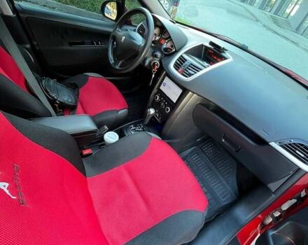 Пежо 207 2008 в Новояворовск на Automoto.ua Красный Пежо 207, объемом двигателя 1.6 л и пробегом 204 тыс. км за 5599 $, фото 23 на Automoto.ua