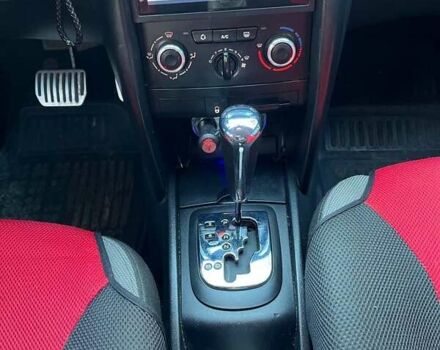 Пежо 207 2008 в Новояворовск на Automoto.ua Красный Пежо 207, объемом двигателя 1.6 л и пробегом 204 тыс. км за 5599 $, фото 15 на Automoto.ua