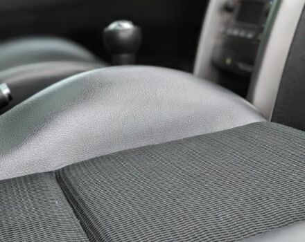 Красный Пежо 207, объемом двигателя 1.6 л и пробегом 230 тыс. км за 5300 $, фото 21 на Automoto.ua