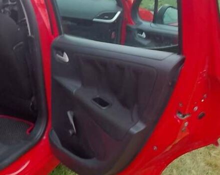 Червоний Пежо 207, об'ємом двигуна 1.4 л та пробігом 230 тис. км за 4500 $, фото 15 на Automoto.ua