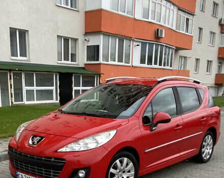 Красный Пежо 207, объемом двигателя 1.56 л и пробегом 265 тыс. км за 5500 $, фото 2 на Automoto.ua